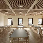 Hostel Jugendherberge Trin *