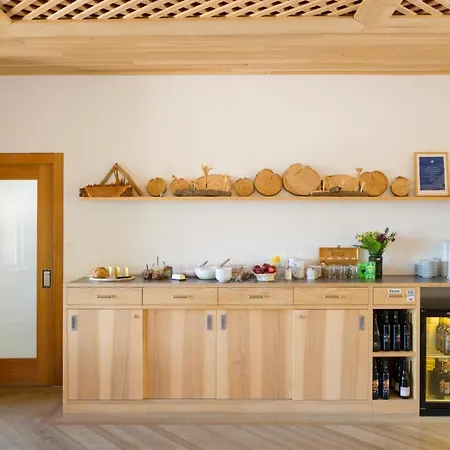 Jugendherberge Trin بيت شباب Trin