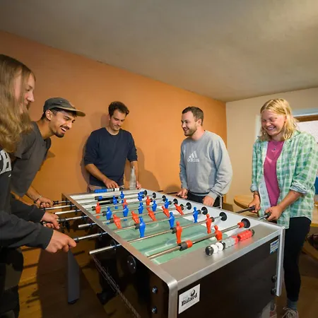 Jugendherberge Trin *