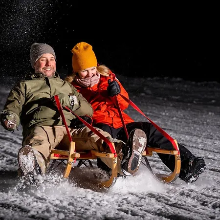 Jugendherberge Trin * Trin