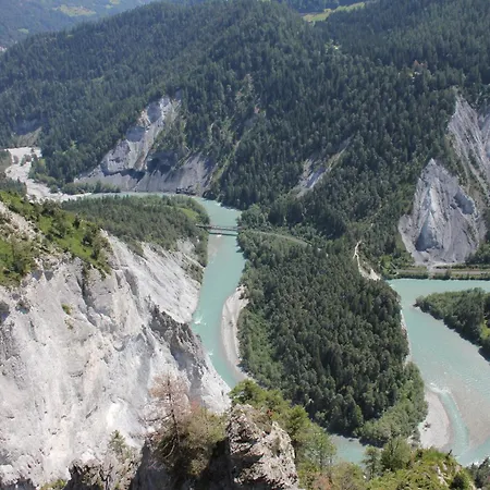 Jugendherberge Trin 호스텔