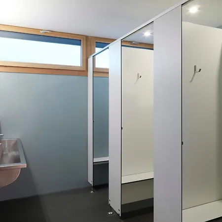 Jugendherberge Trin Hostel *