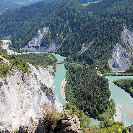 Jugendherberge Trin Hostel *