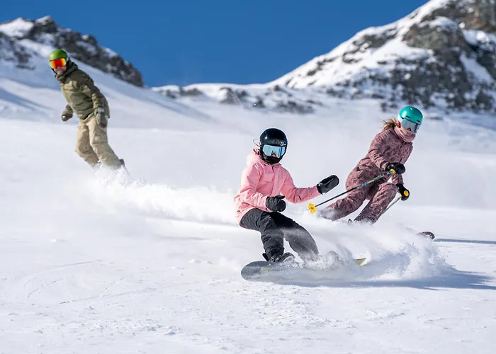 Hostal Jugendherberge Trin