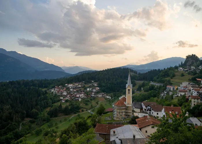 Hostal Jugendherberge Trin