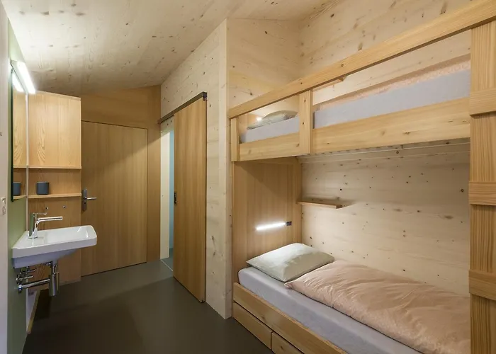 Hostel Jugendherberge Trin